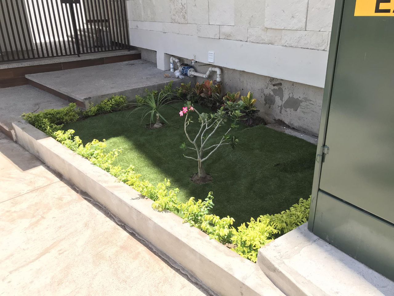 Instalación de Pasto Sintético